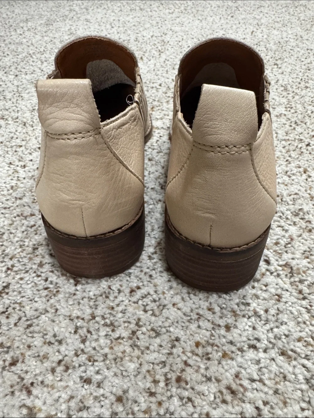 Lucky Brand Taupe Leather Pointed Ankle Booties size 6.5